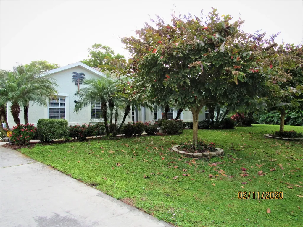 2701 SE Carthage Road Port St Lucie FL 34952