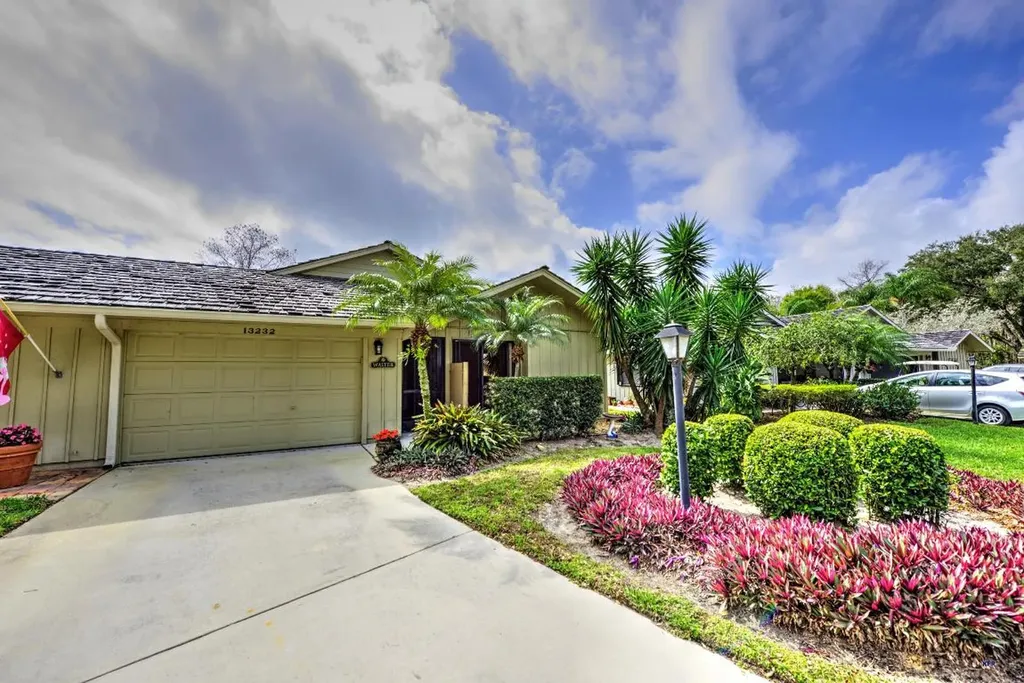 13232 SE Crooked Stick Lane Hobe Sound FL 33455