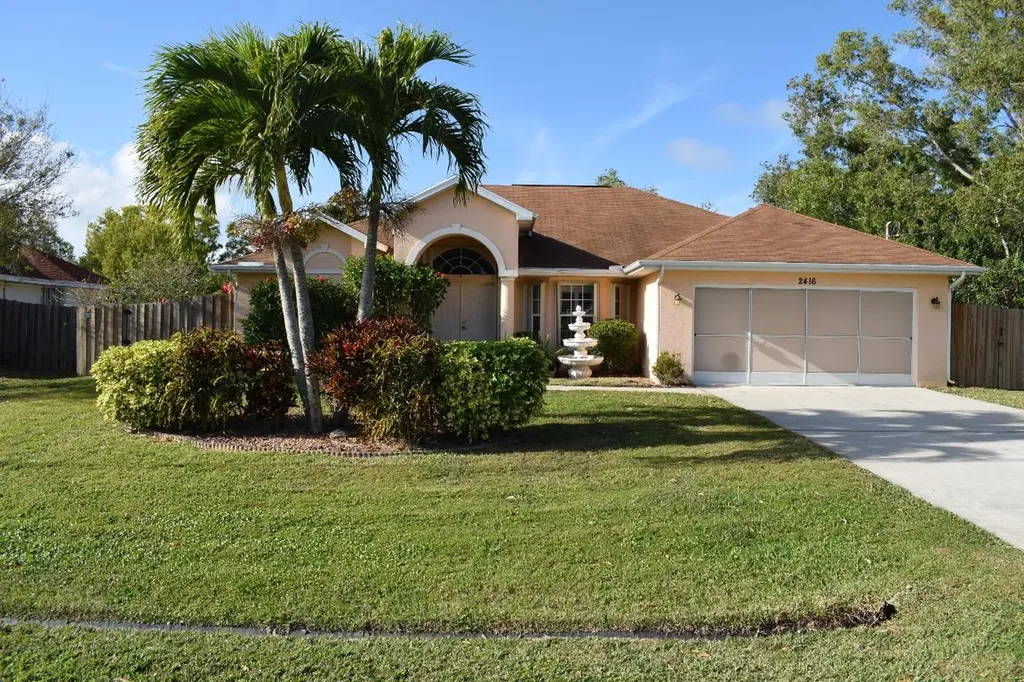 2416 SE Charleston Drive Port St Lucie FL 34952
