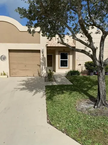9275 Flynn Circle Boca Raton FL 33496