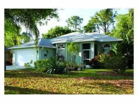 1143 SW Dalton Avenue Port St Lucie FL 34953
