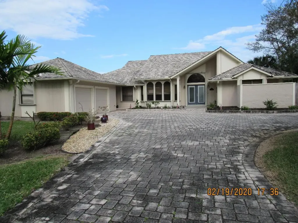 3935 SW San Clemente Court Palm City FL 34990