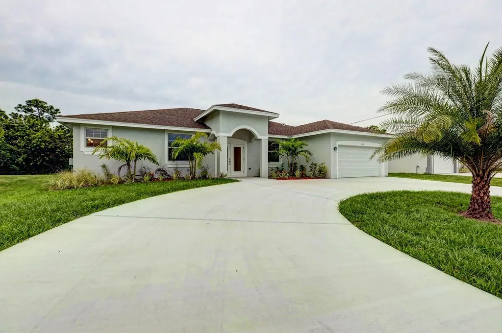 3850 SW Bamberg Street Port St Lucie FL 34953