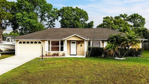 7008 Penny Lane Fort Pierce FL 34951