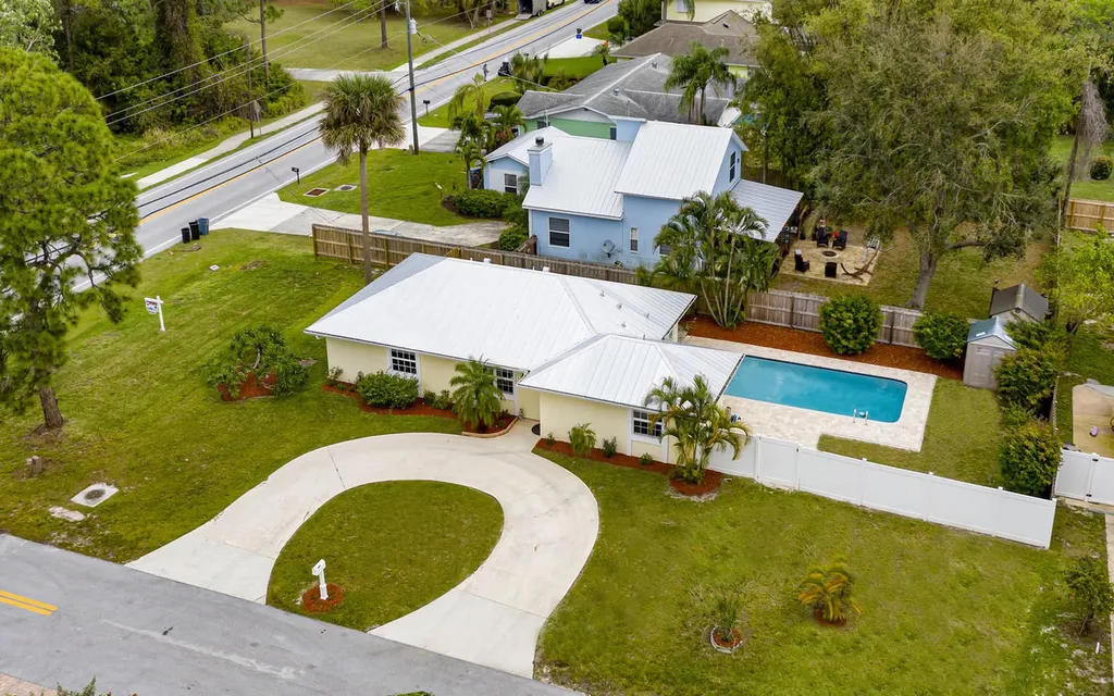2363 NW Brennan Court Stuart FL 34994
