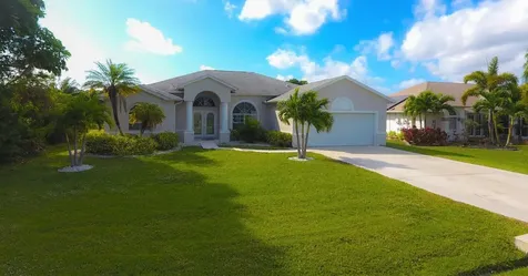 1816 SE Gaskins Circle Port St Lucie FL 34952