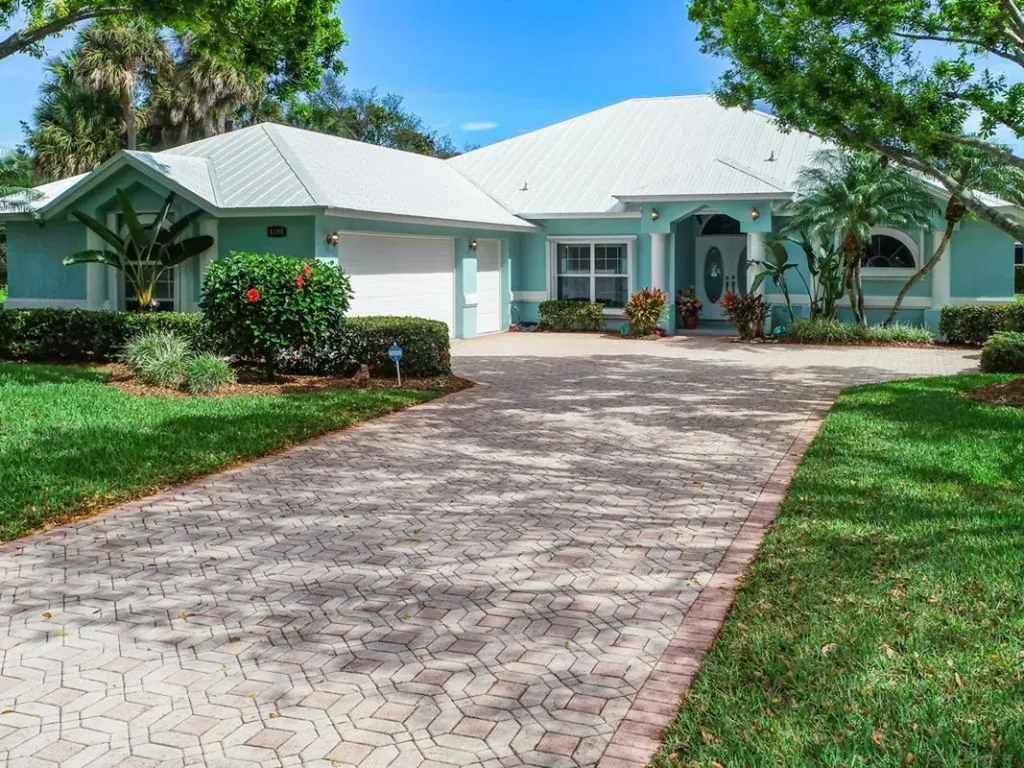 8198 SE Sanctuary Drive Hobe Sound FL 33455