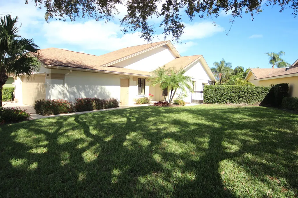 107 Cape Pointe Circle Jupiter FL 33477