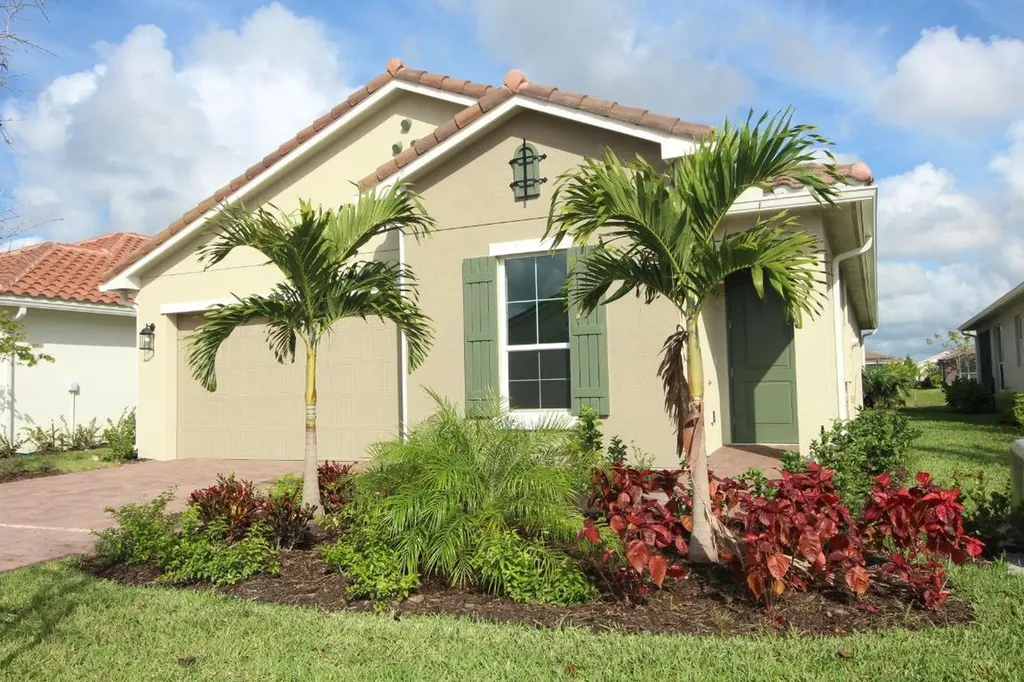 9955 SW Trumpet Tree Circle Port St Lucie FL 34987