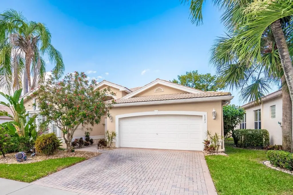 6593 Hawaiian Avenue Boynton Beach FL 33437
