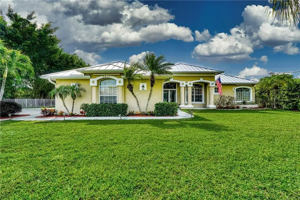 3411 SW Hill Court Port St Lucie FL 34953
