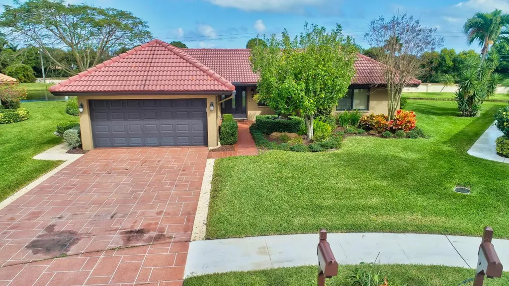 10409 Vereda Circle Boynton Beach FL 33436