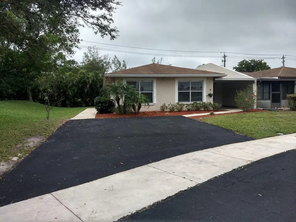 3865 Ace Road W Lake Worth FL 33467