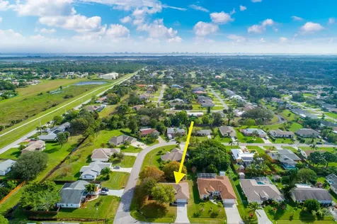 1601 SE Ridgewood Street Port St Lucie FL 34952