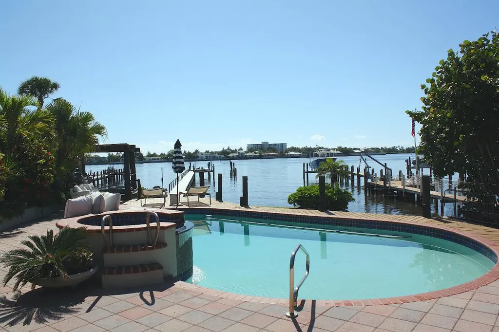 1818 N R Street Lake Worth Beach FL 33460