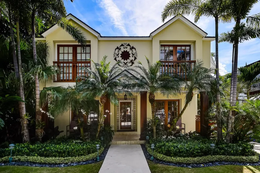 210 Seaspray Avenue Palm Beach FL 33480