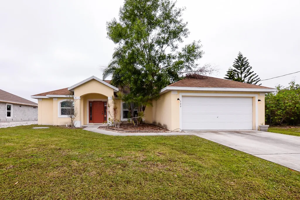 509 SW Cherryhill Road Port St Lucie FL 34953