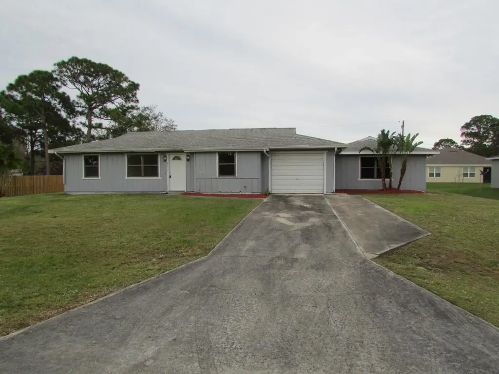 2417 SW Roney Road Port St Lucie FL 34953