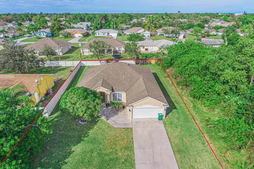 261 SW Inwood Avenue Port St Lucie FL 34984