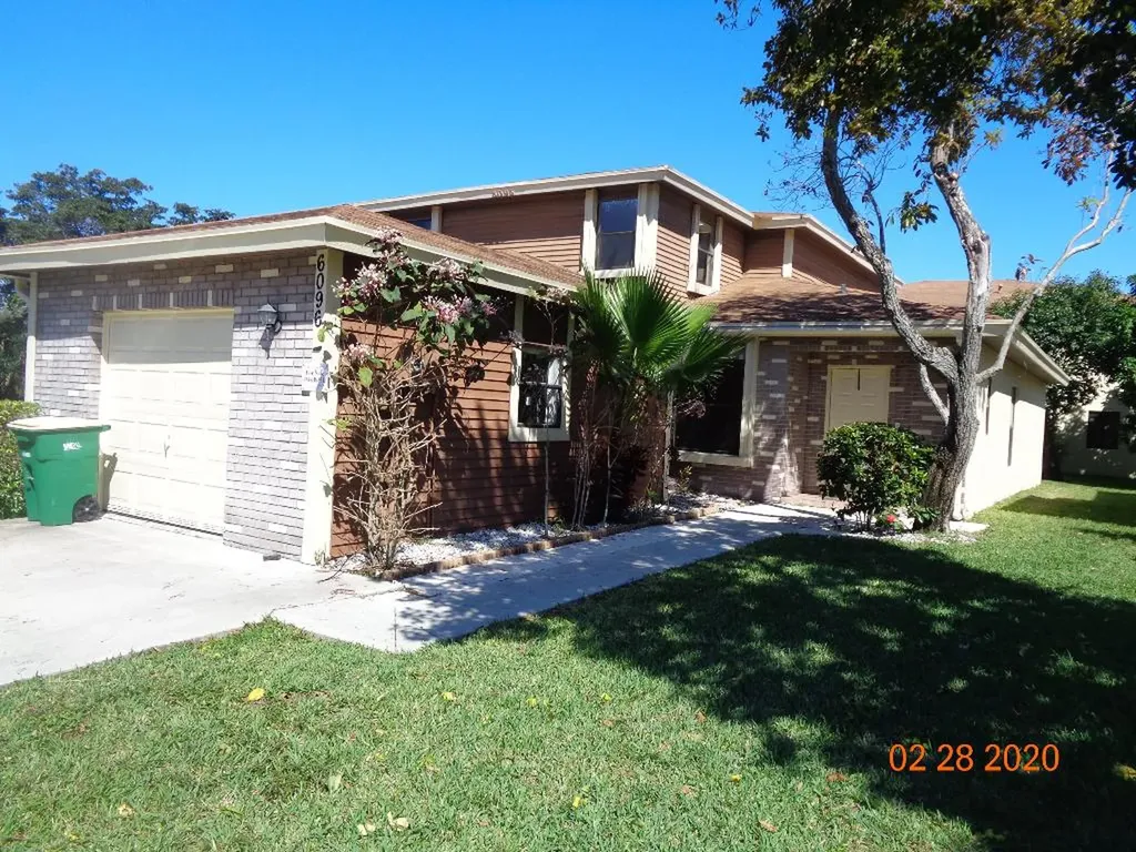 6096 Pine Tree Lane Tamarac FL 33319