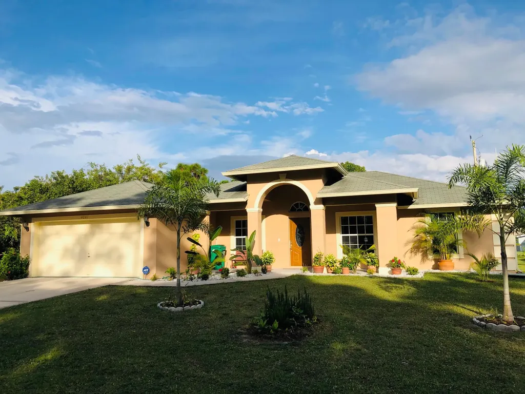 4041 SW Rosser Boulevard Port St Lucie FL 34953