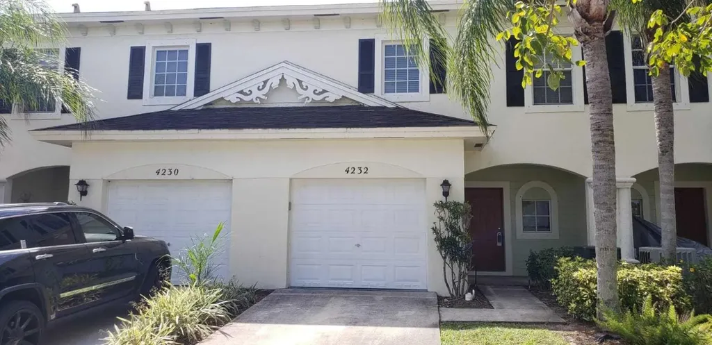 4232 Emerald Vista Lake Worth FL 33461