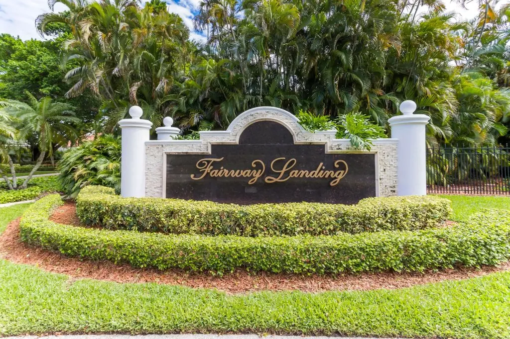 5813 NW 21st Way Boca Raton FL 33496