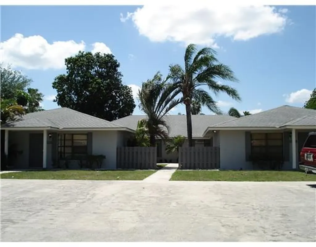 1317 The 12th Fairway Wellington FL 33414