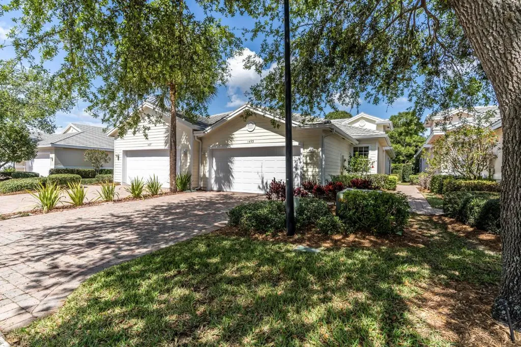 1493 SE Tidewater Place Stuart FL 34997