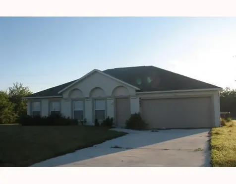 4643 SW Junietta Terrace Port St Lucie FL 34953