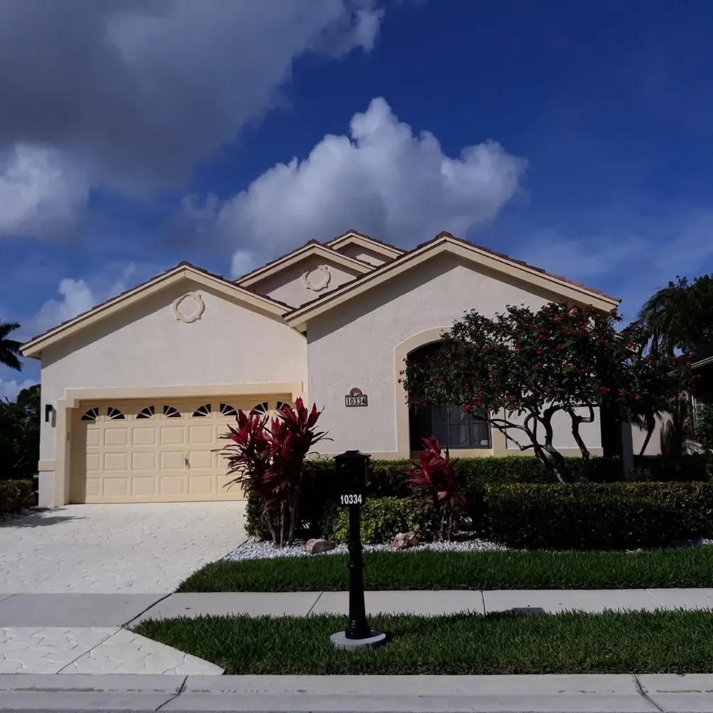 10334 Lexington Circle S Boynton Beach FL 33436