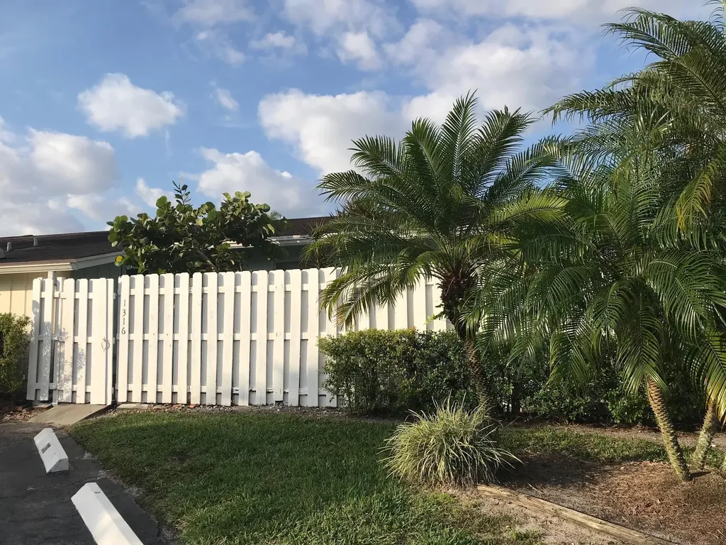 1316 Arapaho Street Jupiter FL 33458