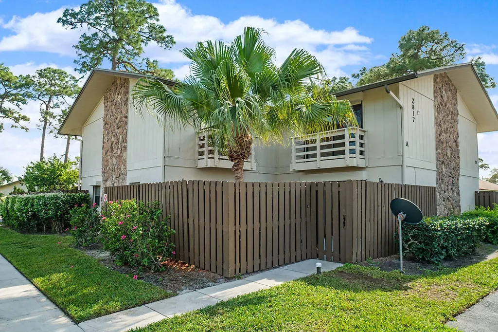 2817 Stoneway Lane Fort Pierce FL 34982