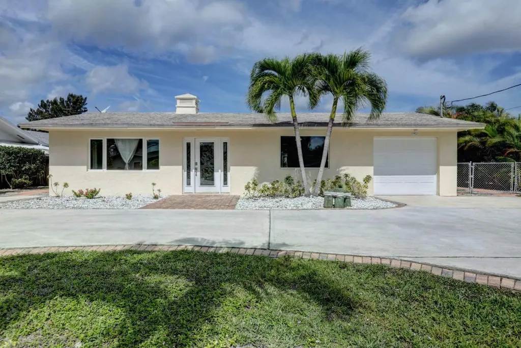 1739 SW Coxswain Place Palm City FL 34990