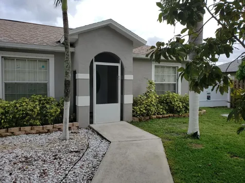 3613 SW Rosardo Street Port St Lucie FL 34953