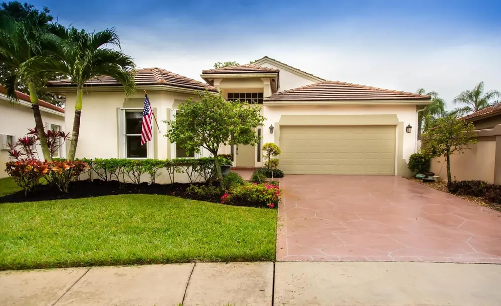 6376 Harbour Club Drive Lake Worth FL 33467