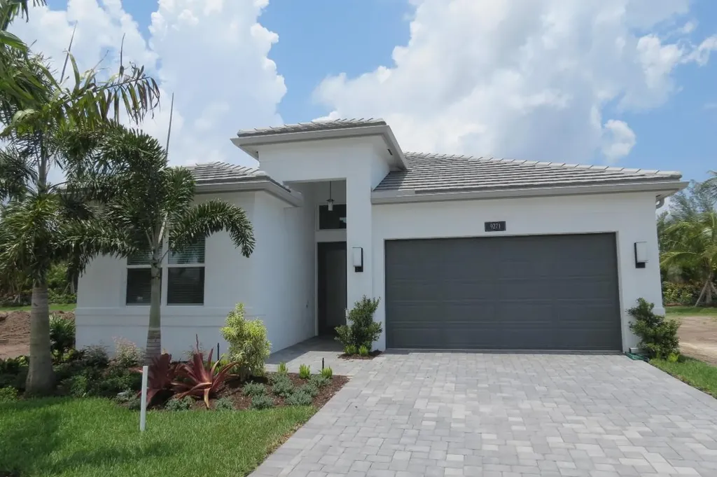 9271 Silver Shores Lane Boynton Beach FL 33473