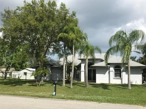 2397 SE Surrey Place Port St Lucie FL 34952