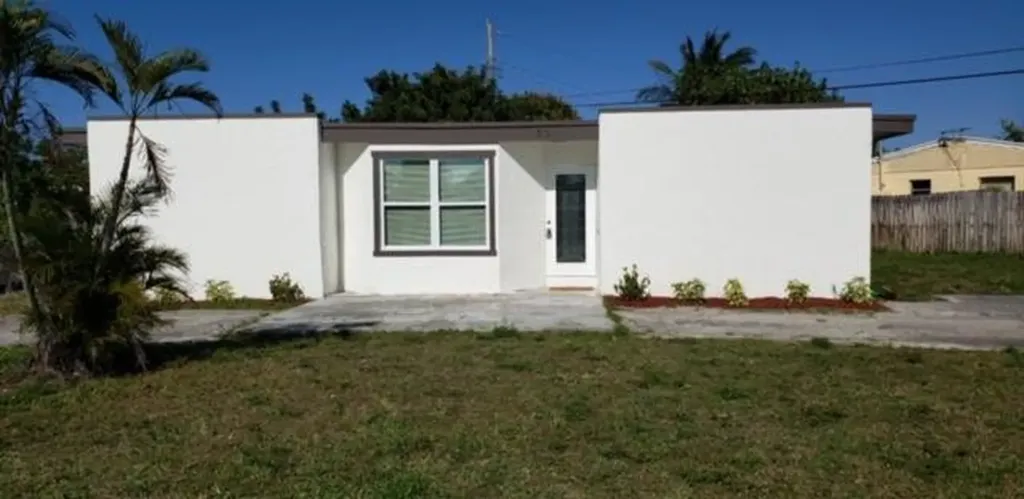 599 Owosso Road Lake Worth FL 33462