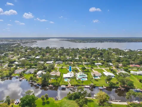 844 NW Spruce Ridge Drive Stuart FL 34994