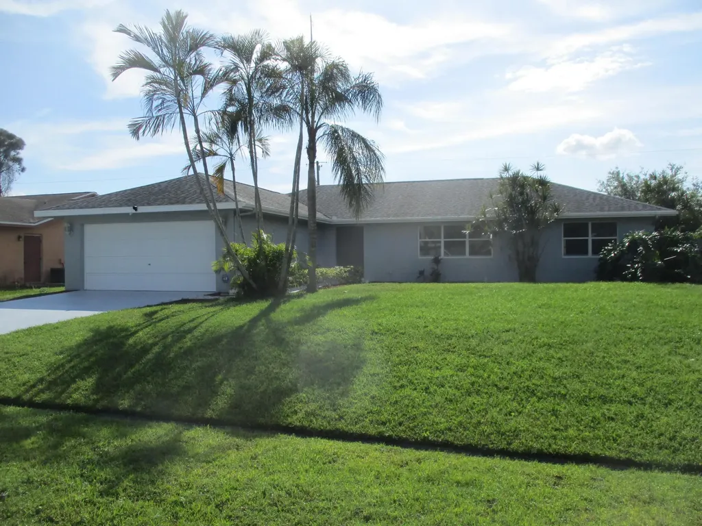 1722 SW Tivan Lane Port St Lucie FL 34984