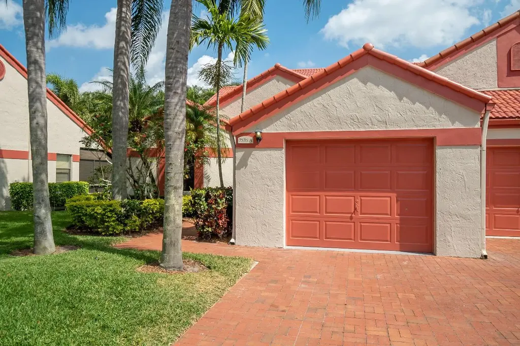 7576 Lexington Club Boulevard Delray Beach FL 33446