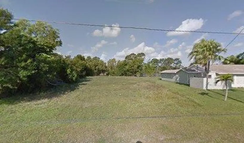 1726 SE Clearmont Street Port St Lucie FL 34983