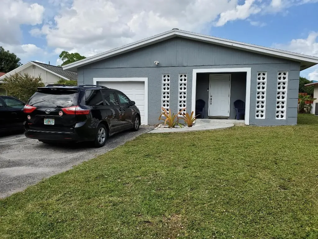 4855 Lincoln Road Delray Beach FL 33445