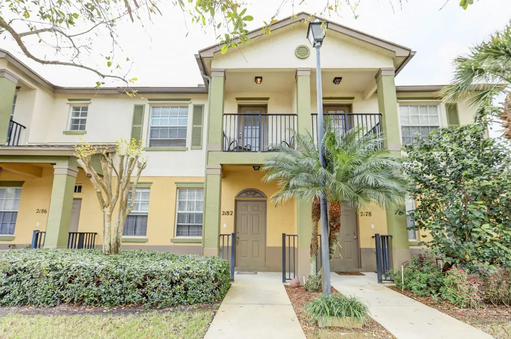 2182 SE Fern Park Drive Port St Lucie FL 34952