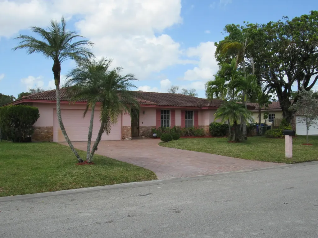 1612 NW 85th Drive Coral Springs FL 33071