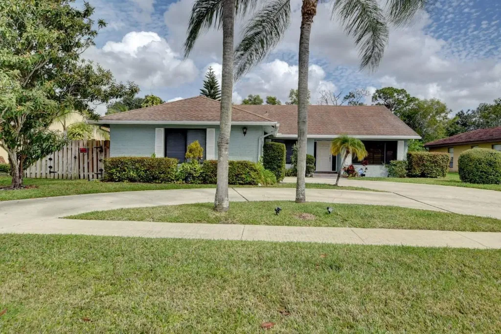 21044 Shady Vista Lane Boca Raton FL 33428