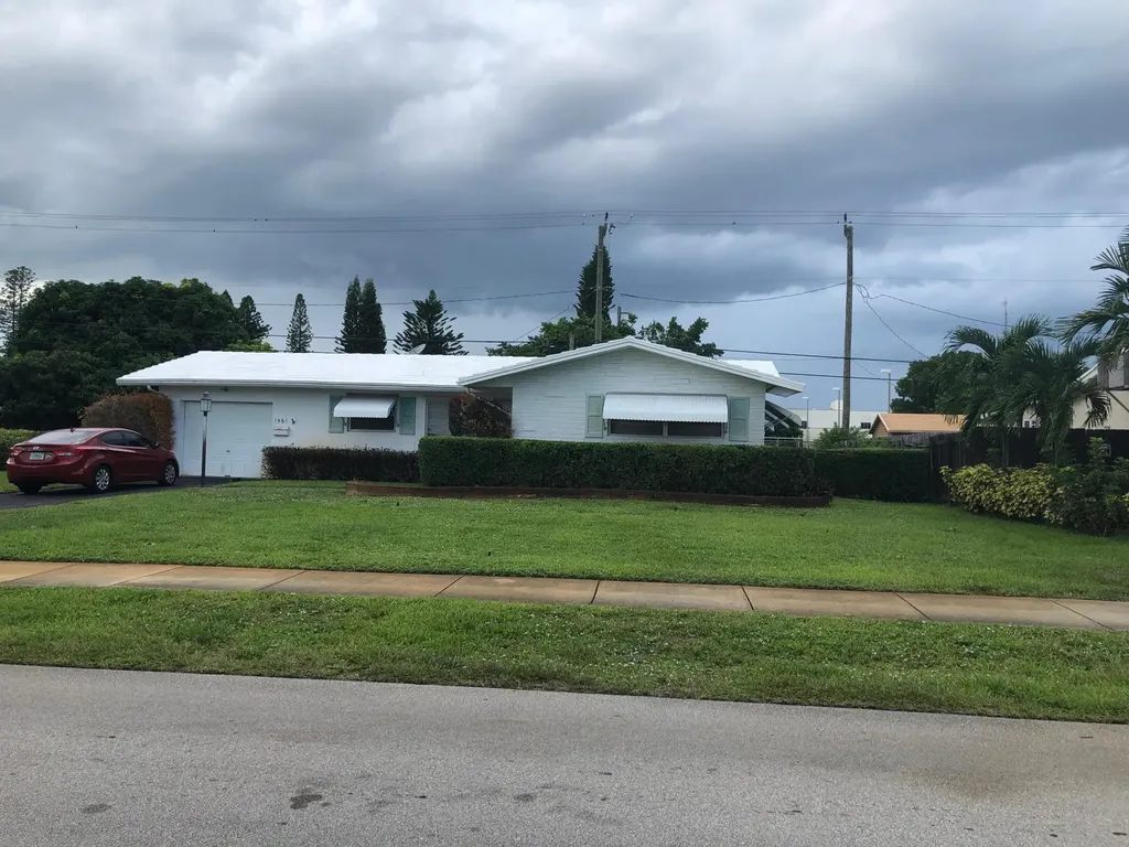 1561 NE 39th Street Pompano Beach FL 33064