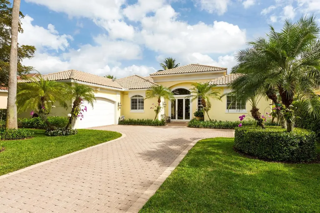 12590 Sunnydale Drive Wellington FL 33414