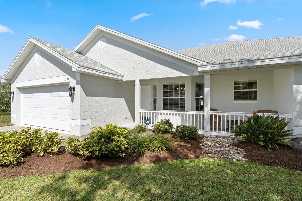 1273 SW San Esteban Avenue Port St Lucie FL 34953